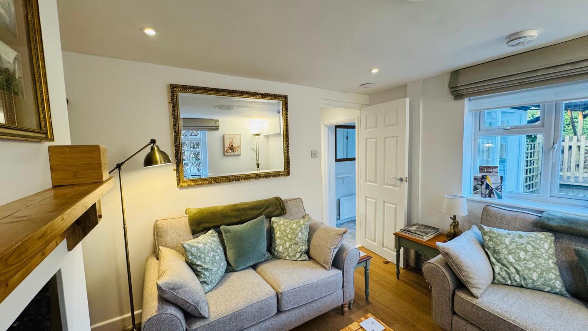 3 Bed Spa Cottage Southwater Ngoại thất bức ảnh